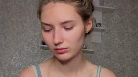 _kikiclark_ online show from August 8, 2026, 7:38 pm