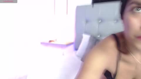 Snapshot of _kimmygrey chatting on March 2, 2026, 7:54 pm Kin online show from March 2, 2026, 7:54 pm