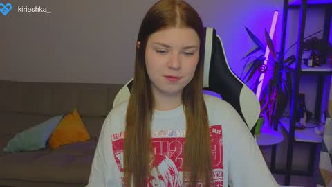 Snapshot of _kirieshka chatting on January 13, 2025, 4:41 pm Molly Emily online show from January 13, 2025, 4:41 pm