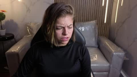 _kitten_1 online show from May 22, 2026, 4:56 pm