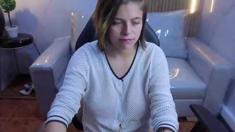 Snapshot of _kitten_1 chatting on May 24, 2026, 6:02 pm _kitten_1 online show from May 24, 2026, 6:02 pm