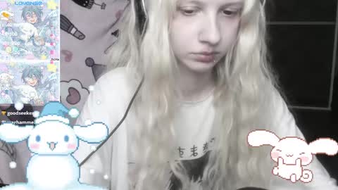 Snapshot of _kuroneeko_ chatting on February 16, 2025, 7:27 pm kuro online show from February 16, 2025, 7:27 pm