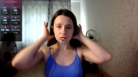 _kylle_ online show from October 5, 2025, 1:09 pm