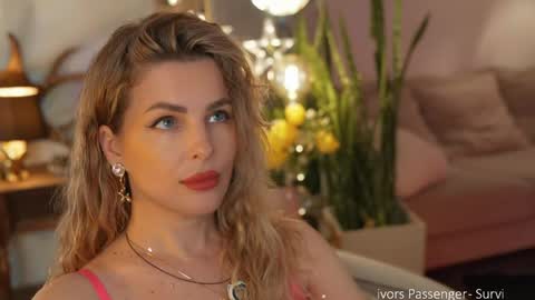 Snapshot of _lady__m_ chatting on May 11, 2026, 10:43 am _lady__m_ online show from May 11, 2026, 10:43 am