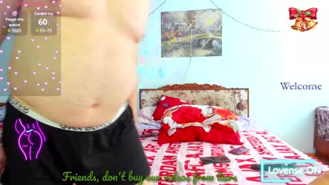 Snapshot of _lady_red_ chatting on January 16, 2025, 9:16 am Lory online show from January 16, 2025, 9:16 am