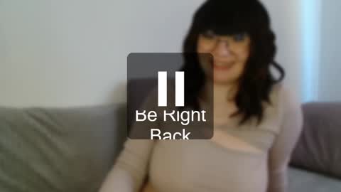 Snapshot of _lalilu_ chatting on March 10, 2025, 12:15 pm _lalilu_ online show from March 10, 2025, 12:15 pm