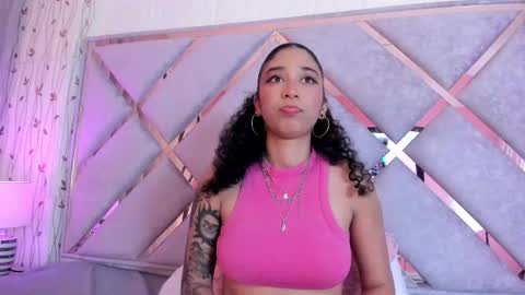 Snapshot of _lanna_jhonson_ chatting on February 10, 2025, 3:35 am Lanna online show from February 10, 2025, 3:35 am