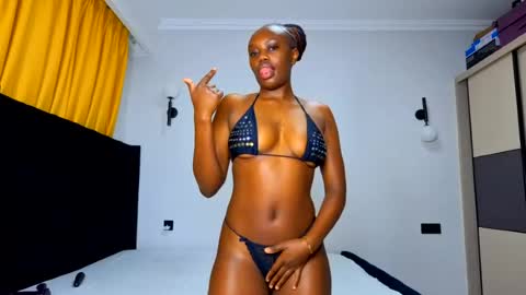 _latoyah online show from July 9, 2026, 2:48 am
