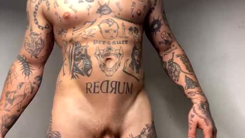 Snapshot of _layne chatting on December 4, 2024, 2:42 am Layne online show from December 4, 2024, 2:42 am