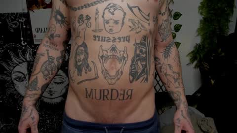 Snapshot of _layne chatting on February 4, 2025, 2:49 am Layne online show from February 4, 2025, 2:49 am