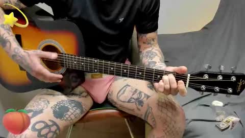 Layne online show from February 22, 2026, 8:07 pm