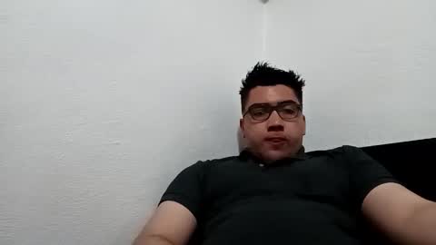 Snapshot of _leclerc_ chatting on February 8, 2025, 12:28 am _leclerc_ online show from February 8, 2025, 12:28 am