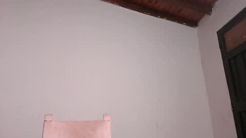 Snapshot of _leslie chatting on October 2, 2025, 6:26 pm Leslie online show from October 2, 2025, 6:26 pm