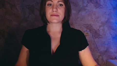 Snapshot of _letty_ chatting on December 19, 2024, 8:44 pm Letty online show from December 19, 2024, 8:44 pm