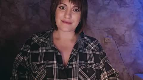 Snapshot of _letty_ chatting on December 21, 2024, 12:31 am Letty online show from December 21, 2024, 12:31 am