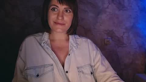 Snapshot of _letty_ chatting on January 12, 2025, 2:14 am Letty online show from January 12, 2025, 2:14 am