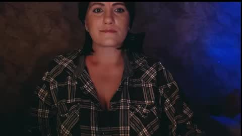 Snapshot of _letty_ chatting on September 10, 2025, 10:10 pm Letty online show from September 10, 2025, 10:10 pm