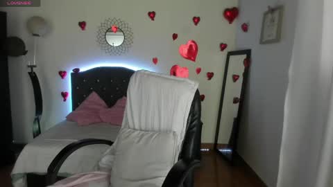 Snapshot of _lia_baby chatting on May 6, 2026, 7:19 pm Lia online show from May 6, 2026, 7:19 pm