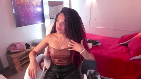 Snapshot of _lili_rose chatting on January 29, 2025, 7:43 pm Lili online show from January 29, 2025, 7:43 pm