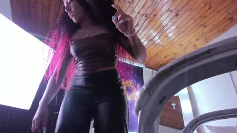Snapshot of _lili_rose chatting on January 30, 2025, 2:16 am Lili online show from January 30, 2025, 2:16 am