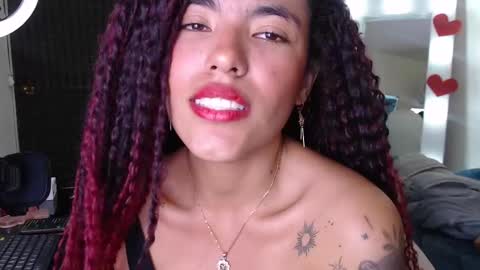 Snapshot of _lili_rose chatting on February 28, 2025, 9:55 pm Lili online show from February 28, 2025, 9:55 pm