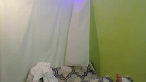 Snapshot of _lilies_gigi_ chatting on December 11, 2024, 10:16 pm _lilies_gigi_ online show from December 11, 2024, 10:16 pm