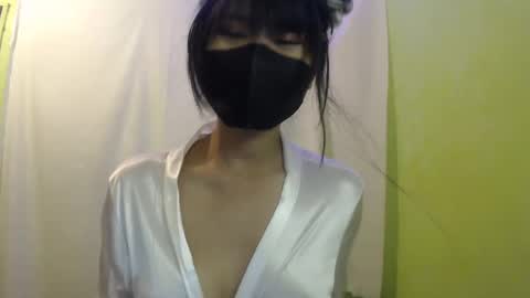 Snapshot of _lilies_gigi_ chatting on January 16, 2025, 10:55 pm _lilies_gigi_ online show from January 16, 2025, 10:55 pm