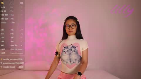 Snapshot of _lillilly_ chatting on June 1, 2026, 6:15 am _lillilly_ online show from June 1, 2026, 6:15 am