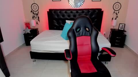 Liily online show from March 13, 2026, 8:10 am