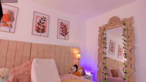 Snapshot of _lissana_scott chatting on December 2, 2024, 4:42 pm Lissana online show from December 2, 2024, 4:42 pm