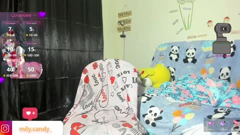 Snapshot of _litle_mily_ chatting on February 5, 2025, 4:27 am Mily online show from February 5, 2025, 4:27 am