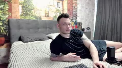 _litteangie_ online show from May 3, 2026, 2:39 am