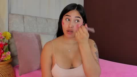 Snapshot of _little_ivy chatting on October 23, 2025, 8:07 pm Ivy 3 online show from October 23, 2025, 8:07 pm