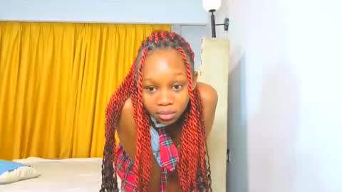 Littlevenus online show from May 1, 2026, 2:16 am