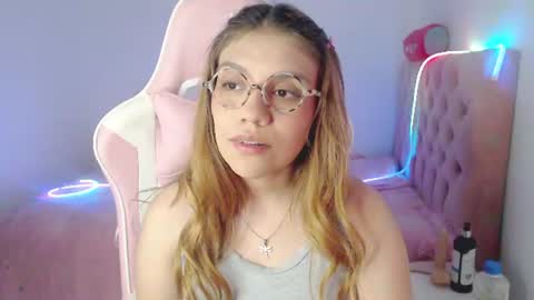 Sofia 3 online show from July 23, 2026, 1:58 am