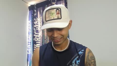 Snapshot of _logan_colton_ chatting on October 17, 2025, 7:49 pm _logan_colton_ online show from October 17, 2025, 7:49 pm