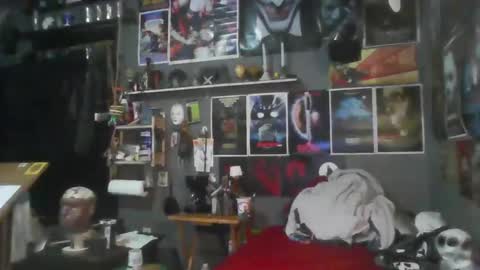 That guy online show from November 8, 2025, 7:01 pm