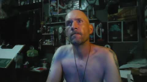 Snapshot of _longfellow chatting on June 25, 2026, 6:18 am That guy online show from June 25, 2026, 6:18 am