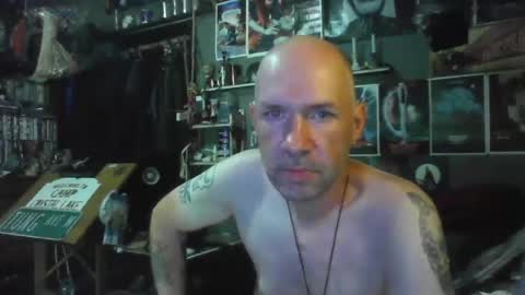 Snapshot of _longfellow chatting on July 17, 2026, 3:18 pm That guy online show from July 17, 2026, 3:18 pm