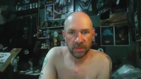 Snapshot of _longfellow chatting on July 28, 2026, 11:04 pm That guy online show from July 28, 2026, 11:04 pm