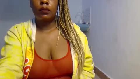 Lorena online show from March 12, 2026, 12:50 am