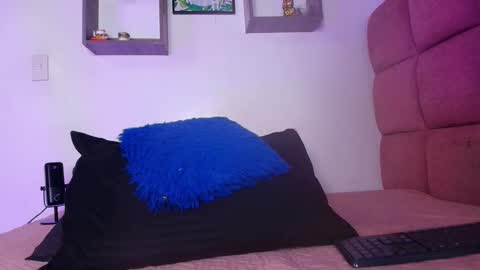 Lorrayne online show from February 25, 2025, 12:03 pm