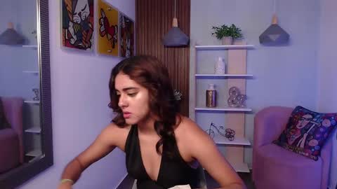 Snapshot of _lucy_grey chatting on May 19, 2026, 11:05 am Lucy online show from May 19, 2026, 11:05 am