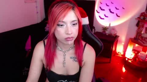 Queen.  Help me reach 100 thumbs up  online show from December 17, 2024, 8:32 pm