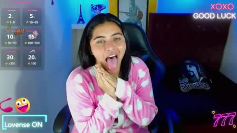 luna torres online show from May 12, 2026, 2:25 pm
