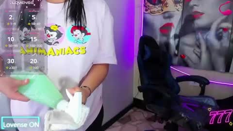 luna torres online show from July 28, 2026, 12:23 pm