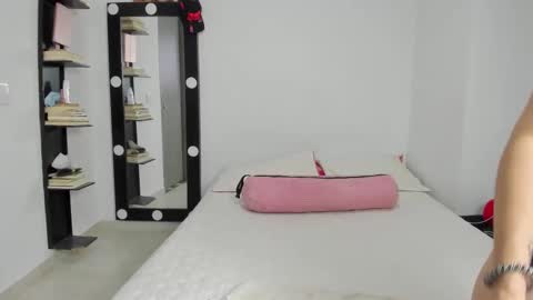 Snapshot of _lunapetite chatting on September 12, 2025, 12:33 am Luna online show from September 12, 2025, 12:33 am