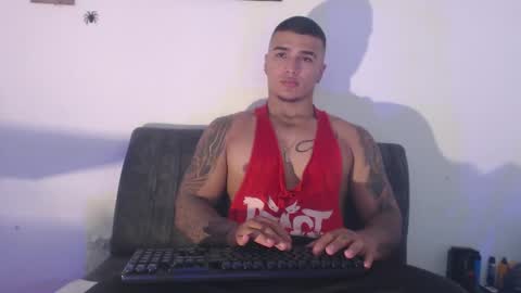 Snapshot of _luxury_23 chatting on March 4, 2025, 5:42 am STIVEN online show from March 4, 2025, 5:42 am