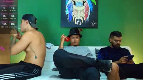 Snapshot of _luxury_23 chatting on October 24, 2025, 4:20 am STIVEN online show from October 24, 2025, 4:20 am