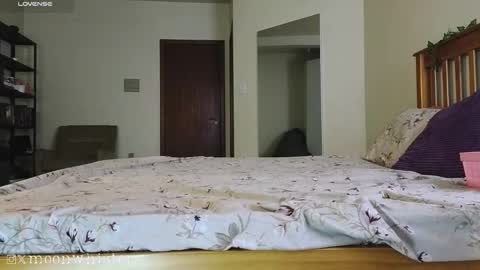 Snapshot of _m00n_ chatting on January 13, 2025, 6:05 pm 00 FANSLY online show from January 13, 2025, 6:05 pm